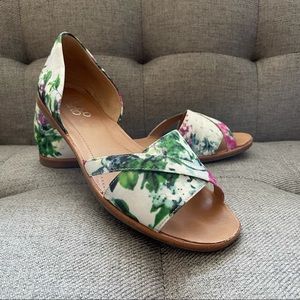 Franco Sarto Floral Sandals Size 8